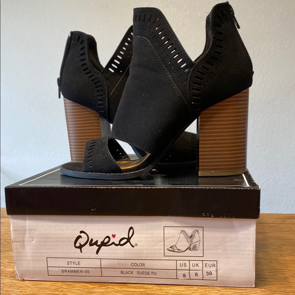 Qupid Black Suede Heels